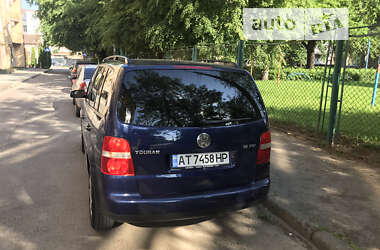 Минивэн Volkswagen Touran 2003 в 