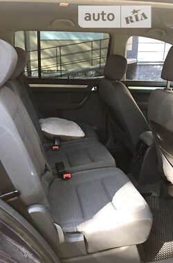 Минивэн Volkswagen Touran 2003 в 