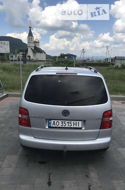 Минивэн Volkswagen Touran 2006 в Хусте