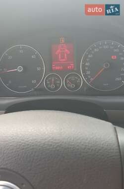 Микровэн Volkswagen Touran 2010 в 