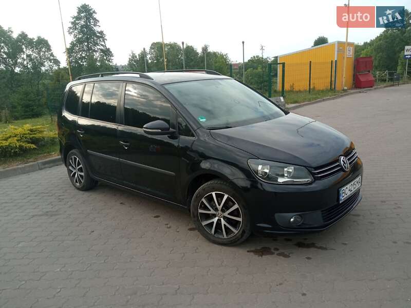 Микровэн Volkswagen Touran 2011 в 