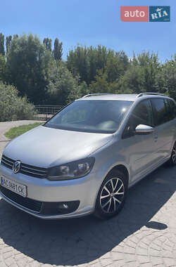 Микровэн Volkswagen Touran 2012 в Луцке