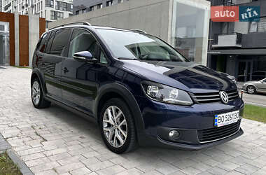 Микровэн Volkswagen Touran 2015 в Львове