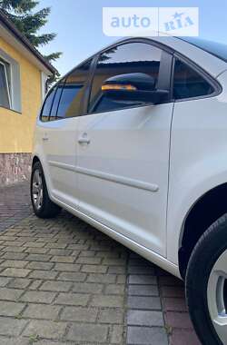 Мікровен Volkswagen Touran 2013 в 