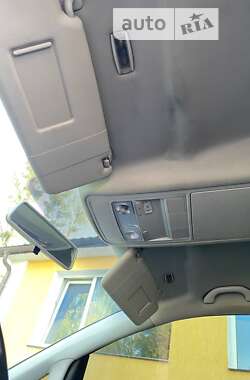 Мікровен Volkswagen Touran 2013 в 