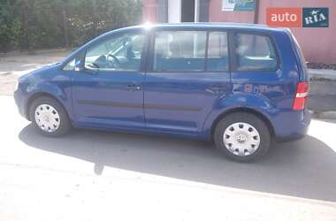 Минивэн Volkswagen Touran 2004 в Калуше