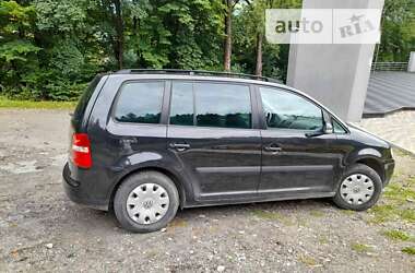 Минивэн Volkswagen Touran 2004 в 