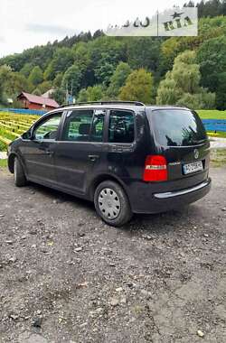 Минивэн Volkswagen Touran 2004 в 