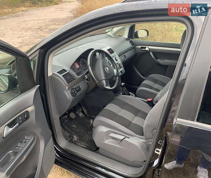 Минивэн Volkswagen Touran 2009 в Тернополе