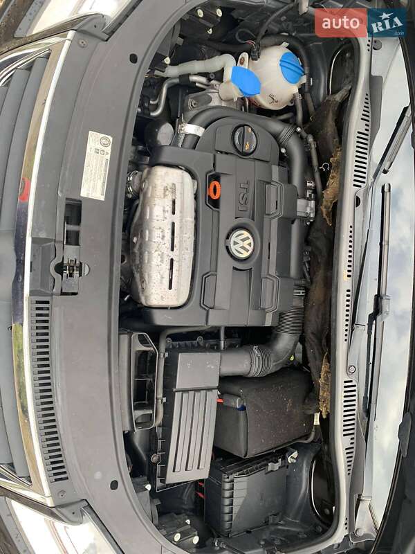 Минивэн Volkswagen Touran 2009 в Тернополе