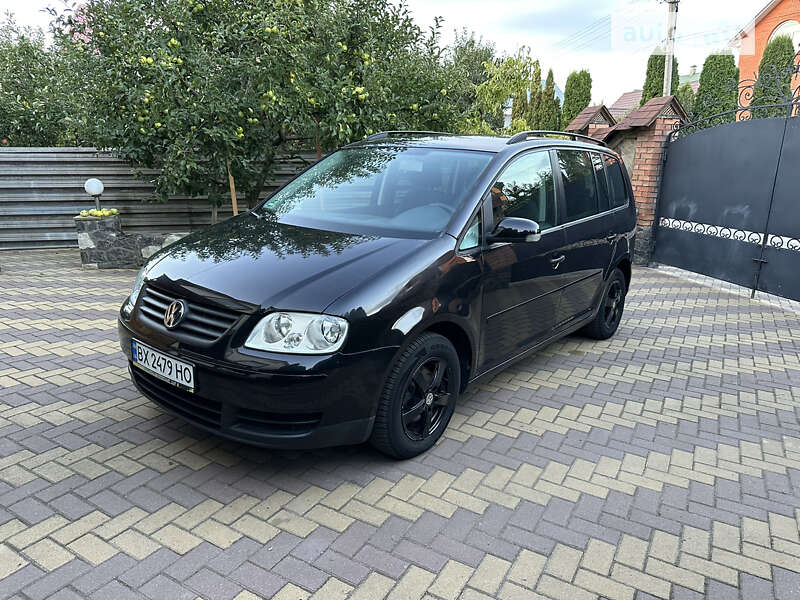 Мінівен Volkswagen Touran 2005 в Хмельницькому