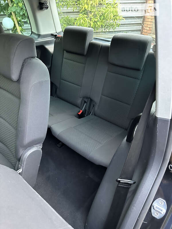 Мінівен Volkswagen Touran 2005 в Хмельницькому