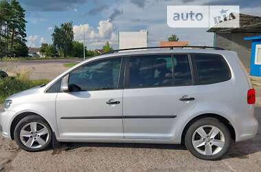 Мікровен Volkswagen Touran 2013 в Чуднові