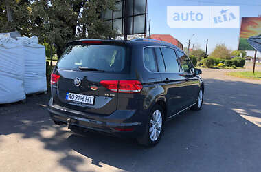 Микровэн Volkswagen Touran 2016 в Виноградове