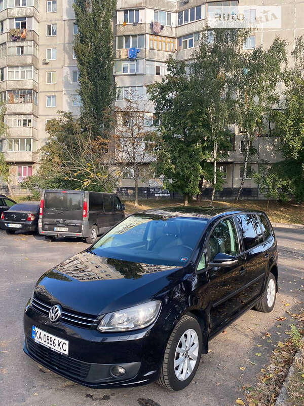 Мікровен Volkswagen Touran 2012 в 