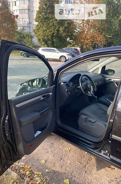Мікровен Volkswagen Touran 2012 в 