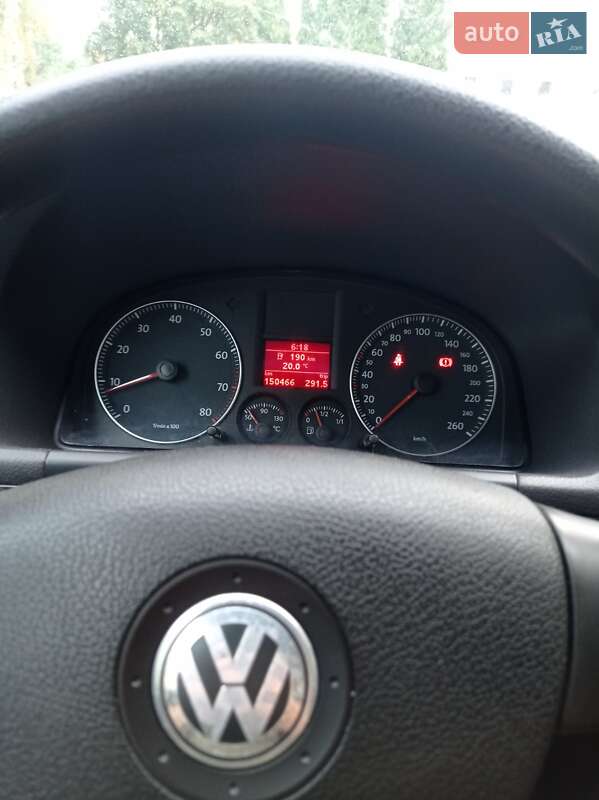 Минивэн Volkswagen Touran 2006 в Львове