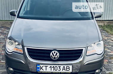 Мінівен Volkswagen Touran 2008 в Коломиї