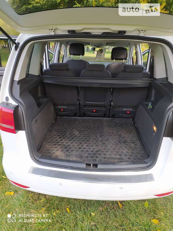 Мікровен Volkswagen Touran 2012 в Дніпрі