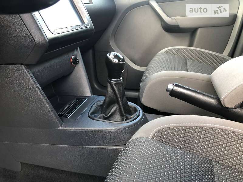 Мікровен Volkswagen Touran 2014 в Калуші