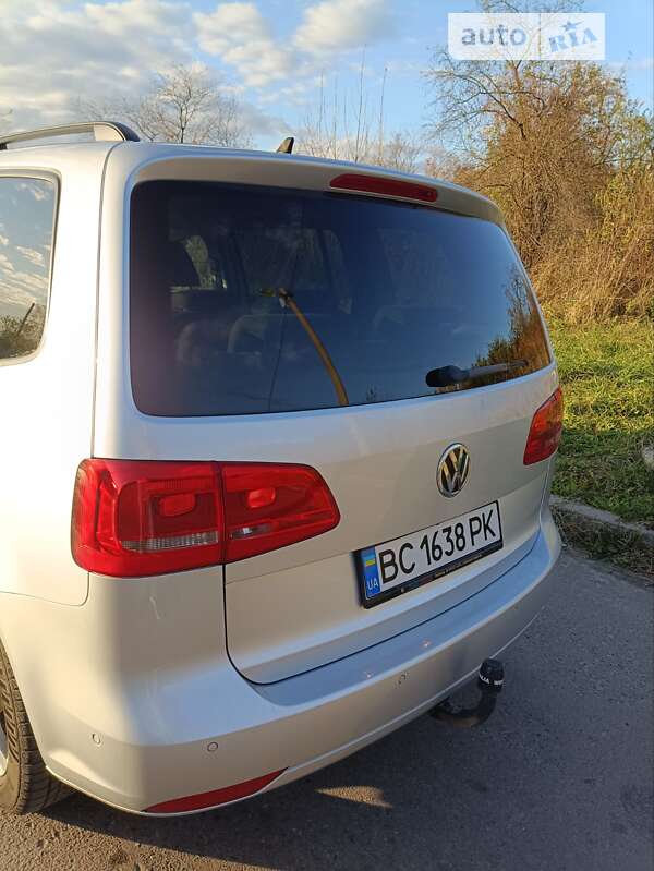 Микровэн Volkswagen Touran 2011 в Львове фото 17 Микровэн Volkswagen Touran 2011 в Львове