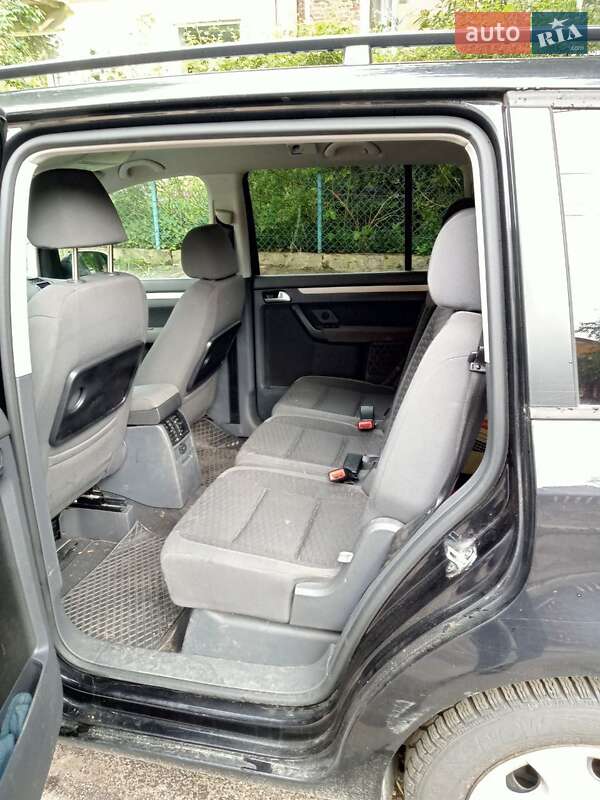 Минивэн Volkswagen Touran 2007 в Харькове