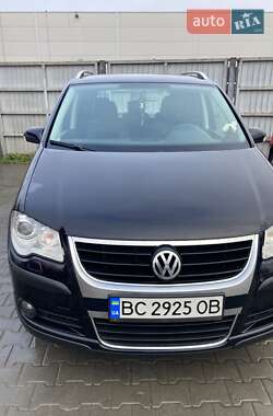 Минивэн Volkswagen Touran 2007 в Львове