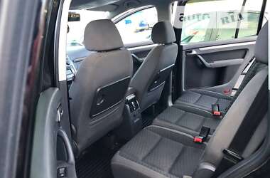 Мінівен Volkswagen Touran 2006 в 