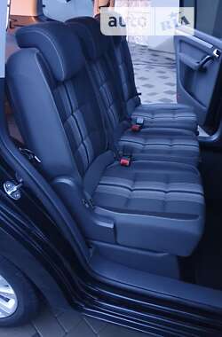 Микровэн Volkswagen Touran 2013 в Луцке