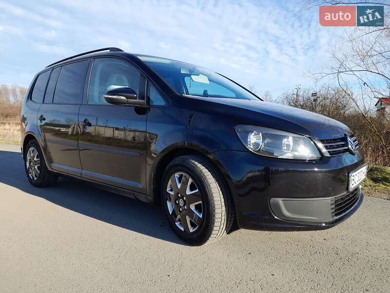 Volkswagen Touran 2011