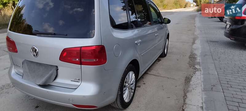 Микровэн Volkswagen Touran 2014 в Каменец-Подольском