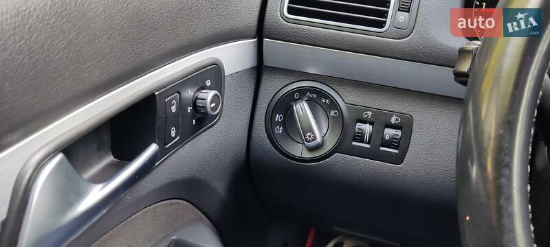 Микровэн Volkswagen Touran 2014 в Каменец-Подольском