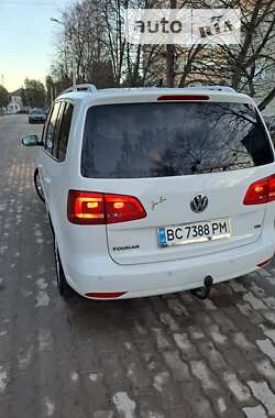 Микровэн Volkswagen Touran 2013 в Рудки