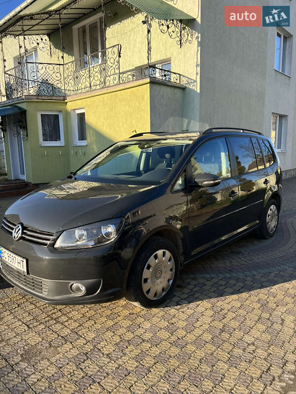 Микровэн Volkswagen Touran 2014 в Николаеве