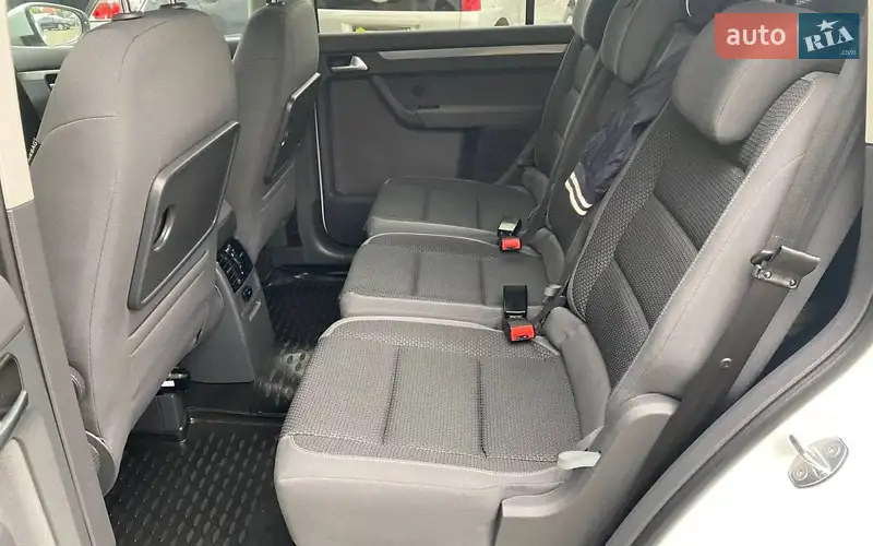 Volkswagen Touran 2014 VIN WVGZZZ1TZFW008825 фото оголошення 3 з 43