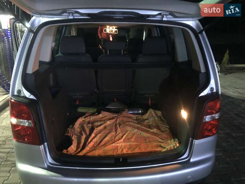 Volkswagen Touran 2004