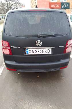 Минивэн Volkswagen Touran 2008 в Катеринополе