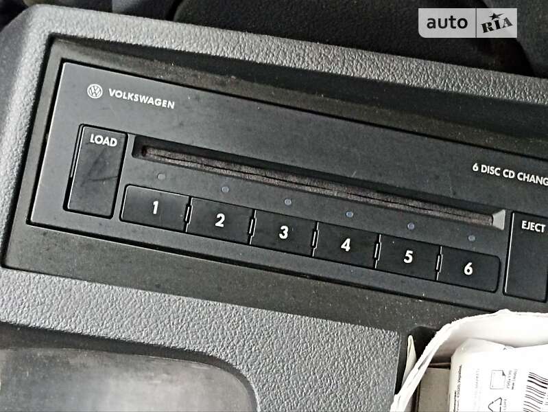 Минивэн Volkswagen Touran 2007 в Киеве
