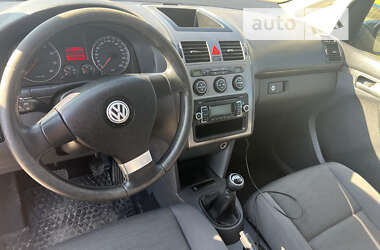 Мінівен Volkswagen Touran 2009 в Львові