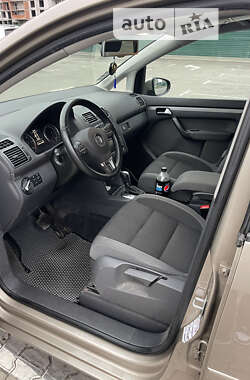 Микровэн Volkswagen Touran 2013 в Киеве