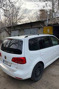 Мікровен Volkswagen Touran 2014 в Запоріжжі