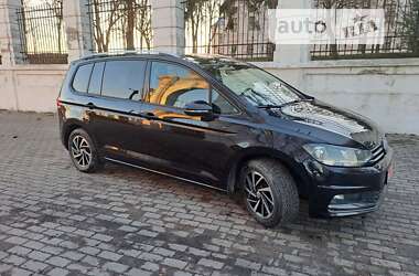 Мікровен Volkswagen Touran 2018 в Тернополі