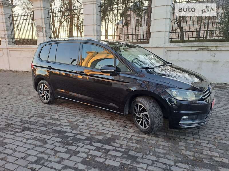 Мікровен Volkswagen Touran 2018 в Тернополі