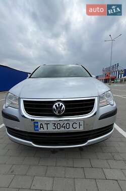 Мінівен Volkswagen Touran 2007 в Калуші