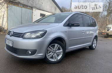 Минивэн Volkswagen Touran 2012 в Стрые