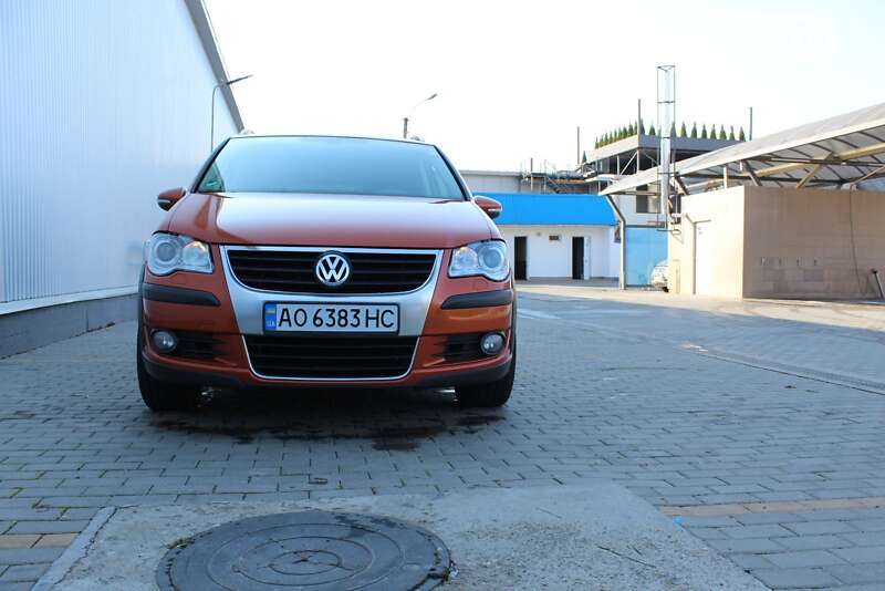Мінівен Volkswagen Touran 2009 в Виноградові фото 10 Мінівен Volkswagen Touran 2009 в Виноградові