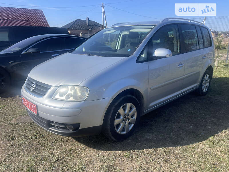 Минивэн Volkswagen Touran 2004 в Бродах