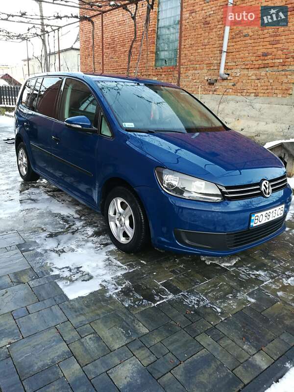 Volkswagen Touran 2012