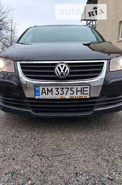 Мінівен Volkswagen Touran 2008 в Житомирі