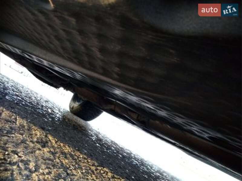 Мінівен Volkswagen Touran 2008 в Львові